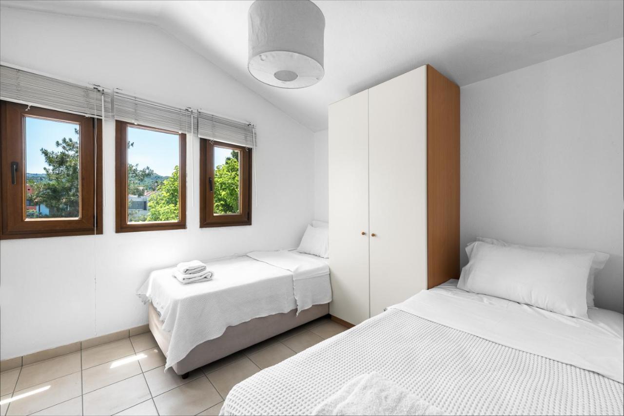 Pefkohori Del Sol By Luxlikehome Pefkochori Exterior photo